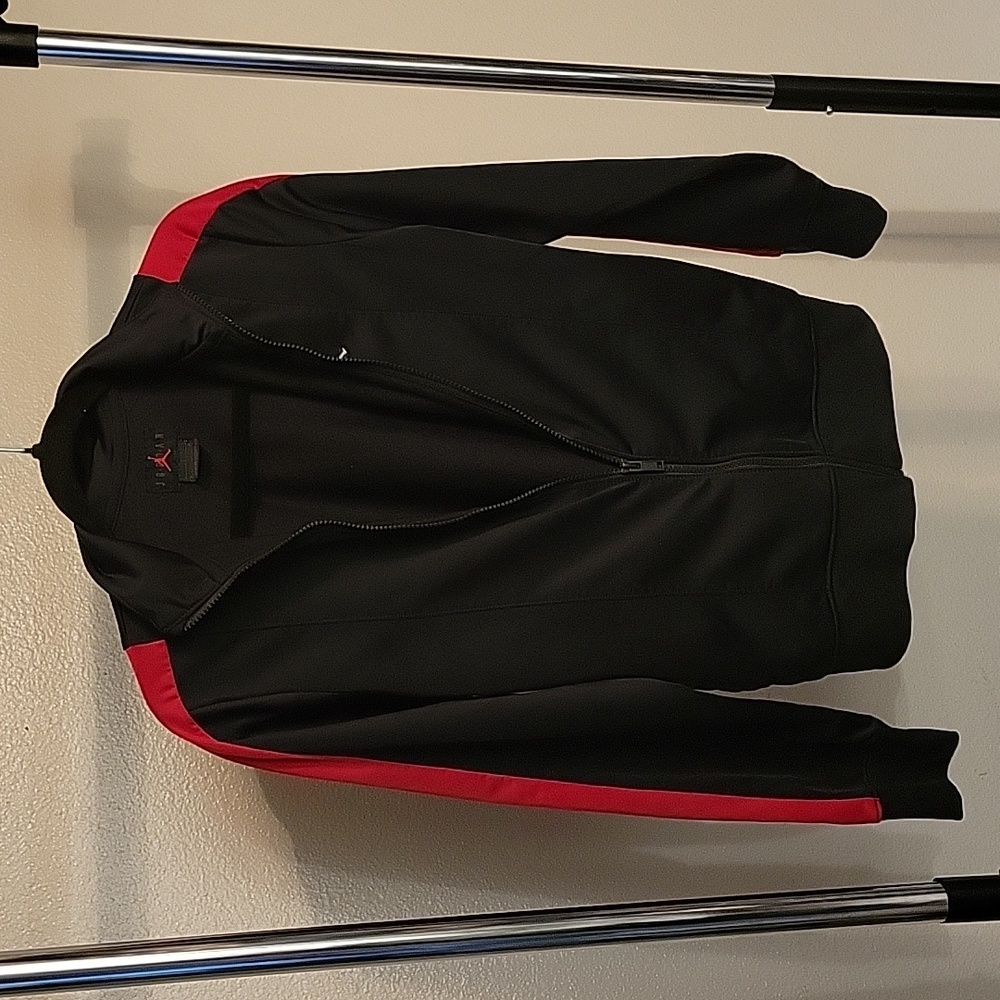 Nike Air Jordan Jacket Black/Red Stripe size 13-14